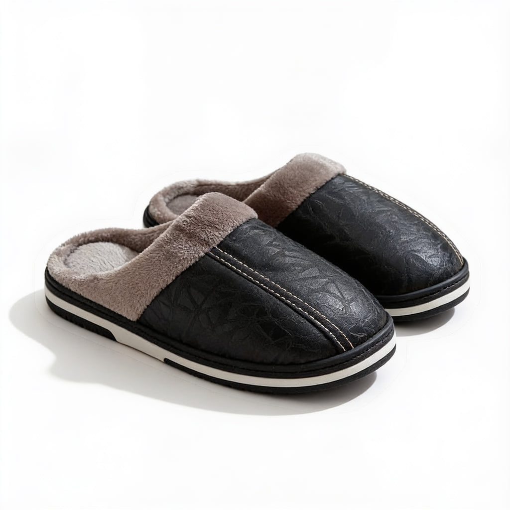 Chaussons homme simili cuir, doublure peluche – 3 coloris – sur fond blanc