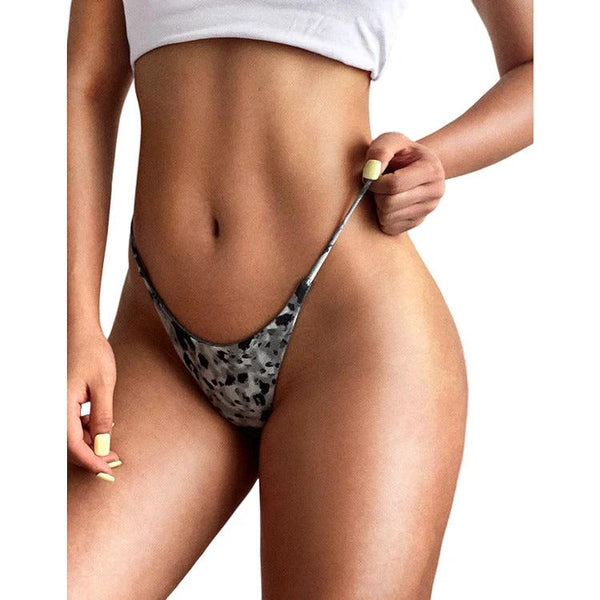 Les Secrets de Léa – String taille basse en satin à lanières fines – Hikari - LSDLBoutique