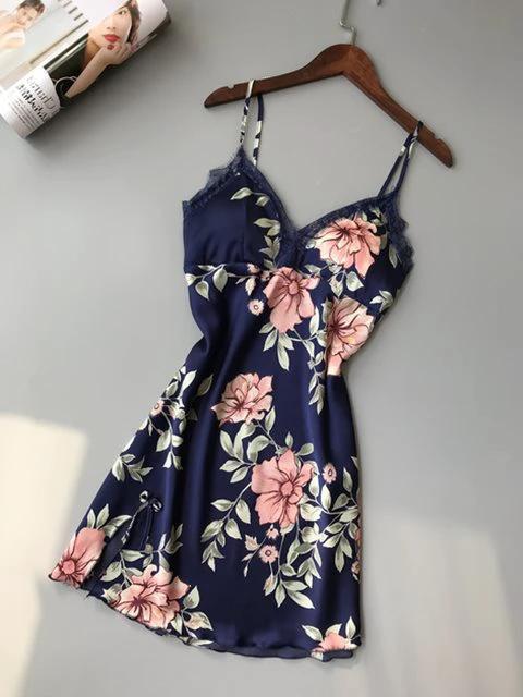Les Secrets de Léa – Nuisette satin rose florale dentelle – Hortense - LSDLBoutique