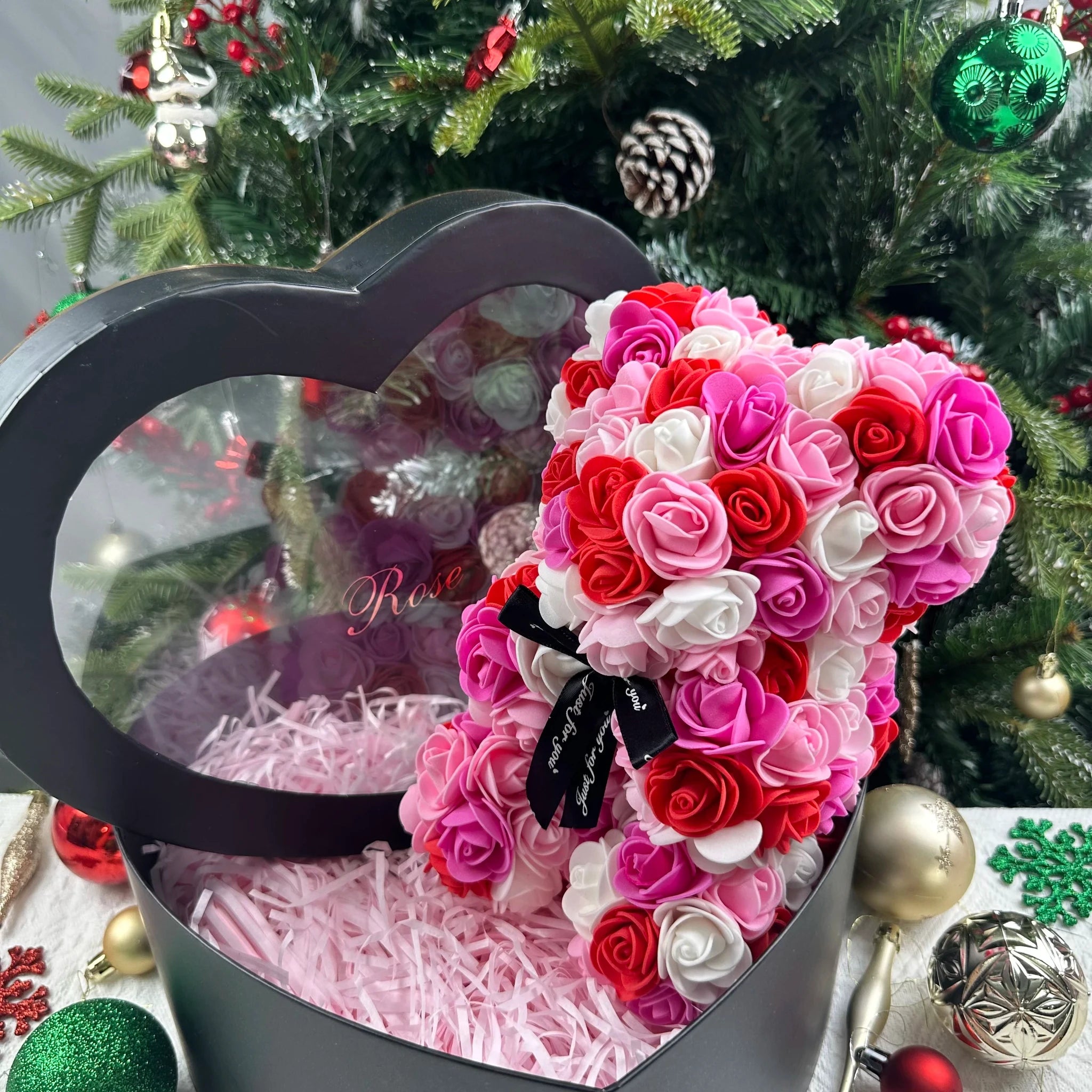 Ourson en roses éternelles avec boîte – 25 cm - LSDLBoutique