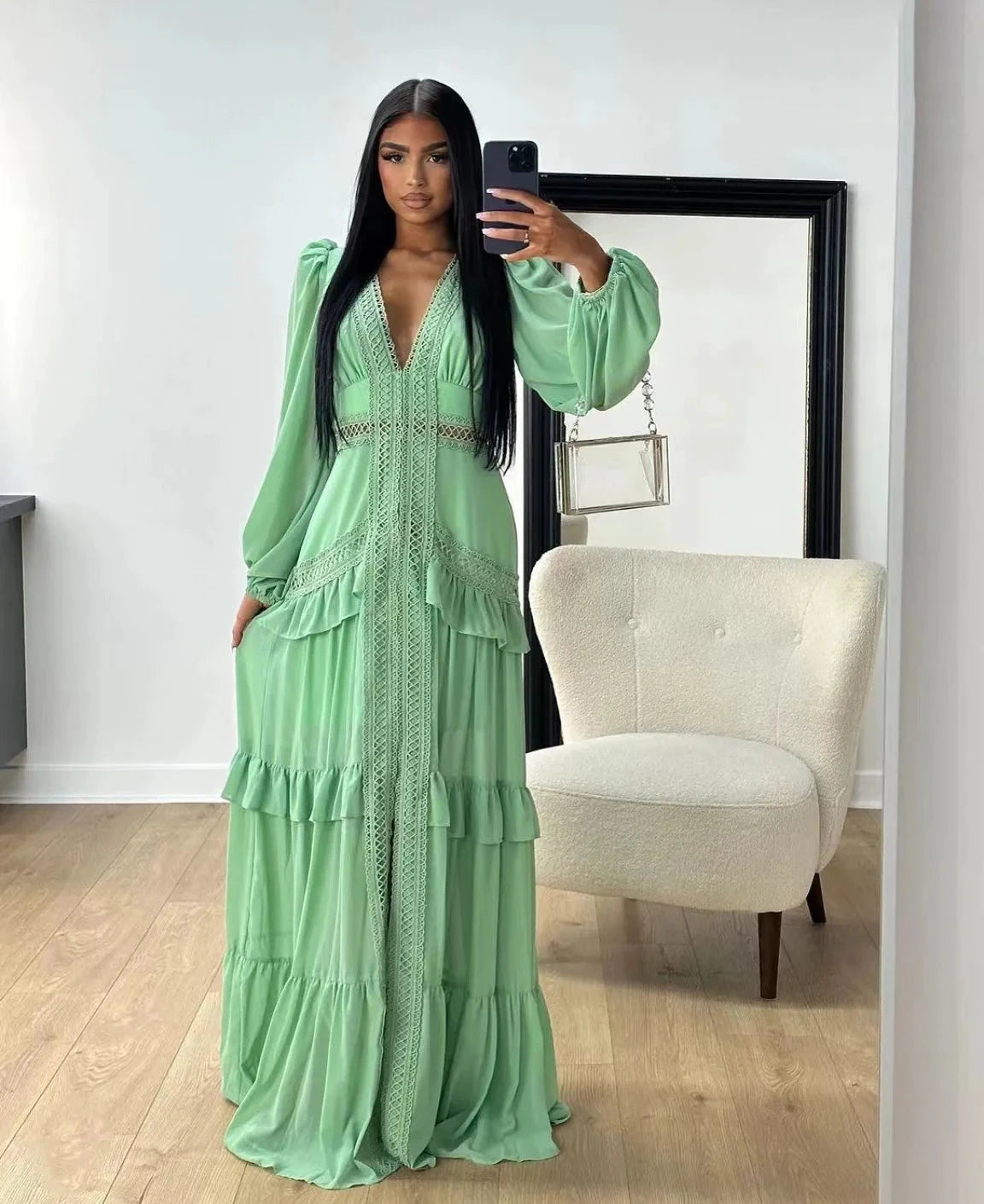 Robe longue ajourée col V taille empire manches lanternes - LSDLBoutique
