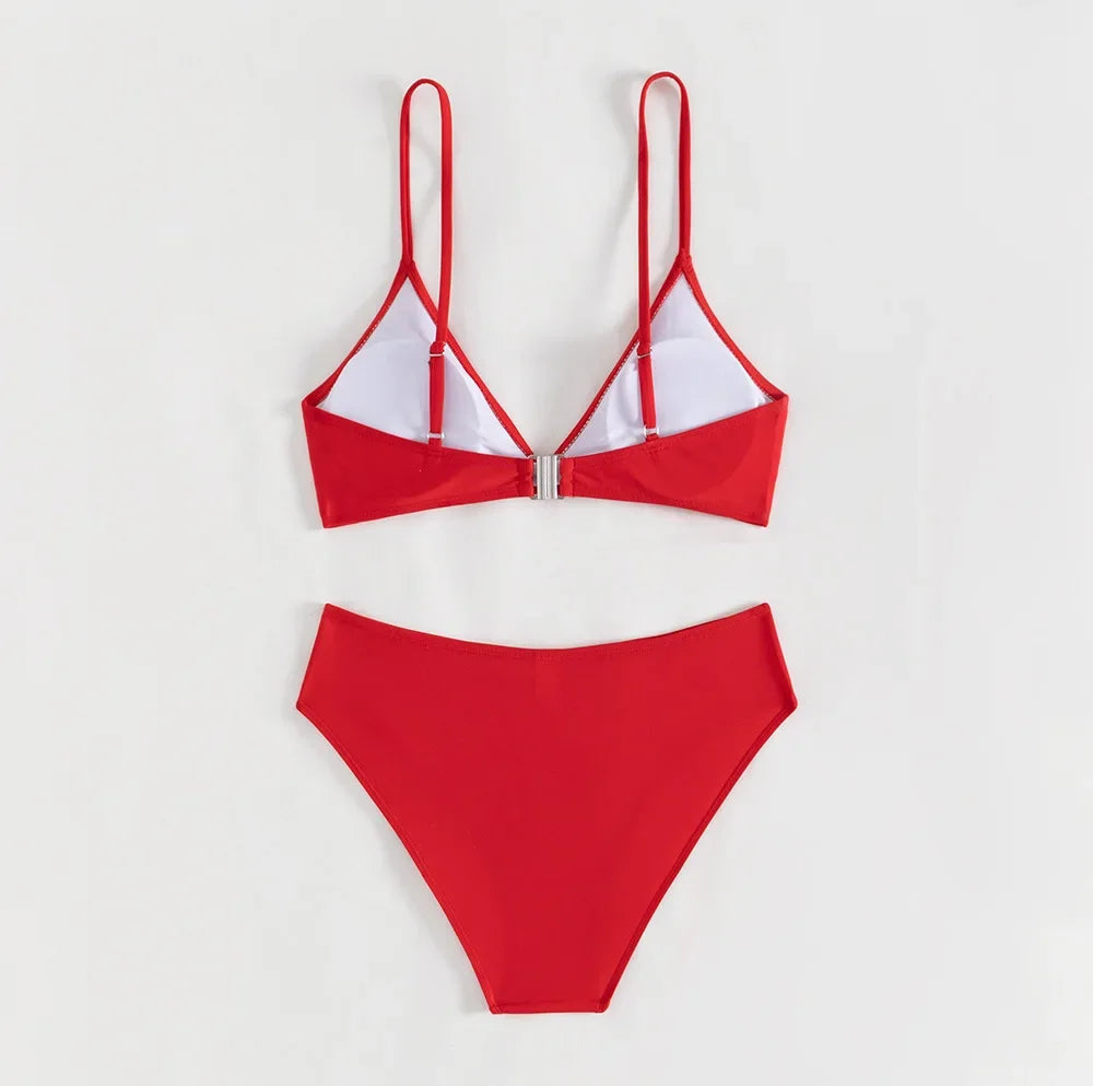Sexy Ladies' Two-Piece Triangle Bikini Swimsuit Attractive Poolwear Comfortable Fabric Fashionable Design for Women – vue 2
