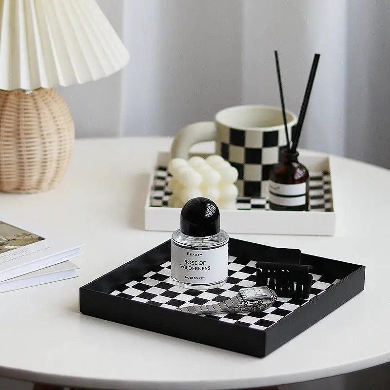 Plateau de rangement bureau style nordique – Damier noir et blanc