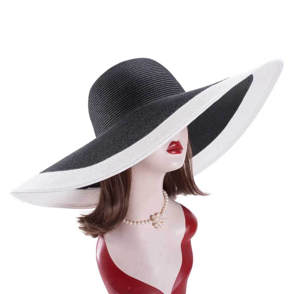 Chapeau de paille pliable à large bord Lawliet A330, noir avec bord blanc, sur mannequin