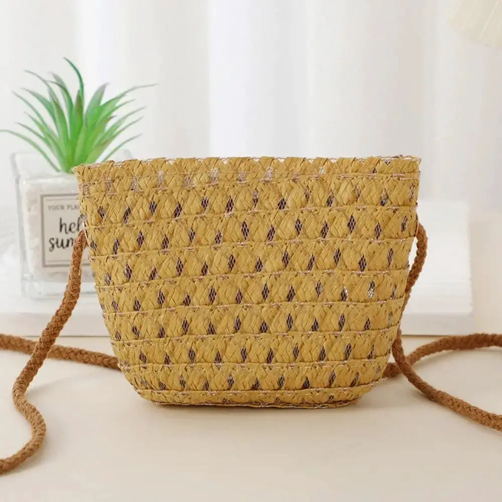 Mini sac enfant été en paille tressée fait main, couleur naturelle, lanières en corde marron