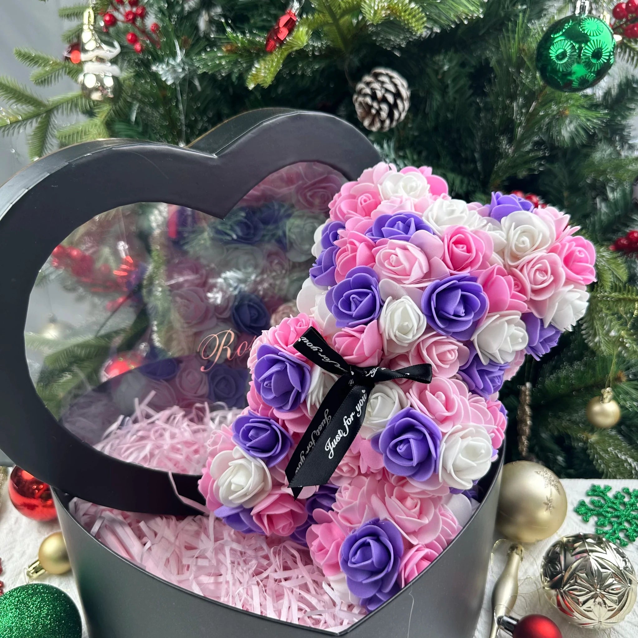 Les Secrets de Léa – Teddybär aus ewigen Rosen mit Schachtel – 25 cm