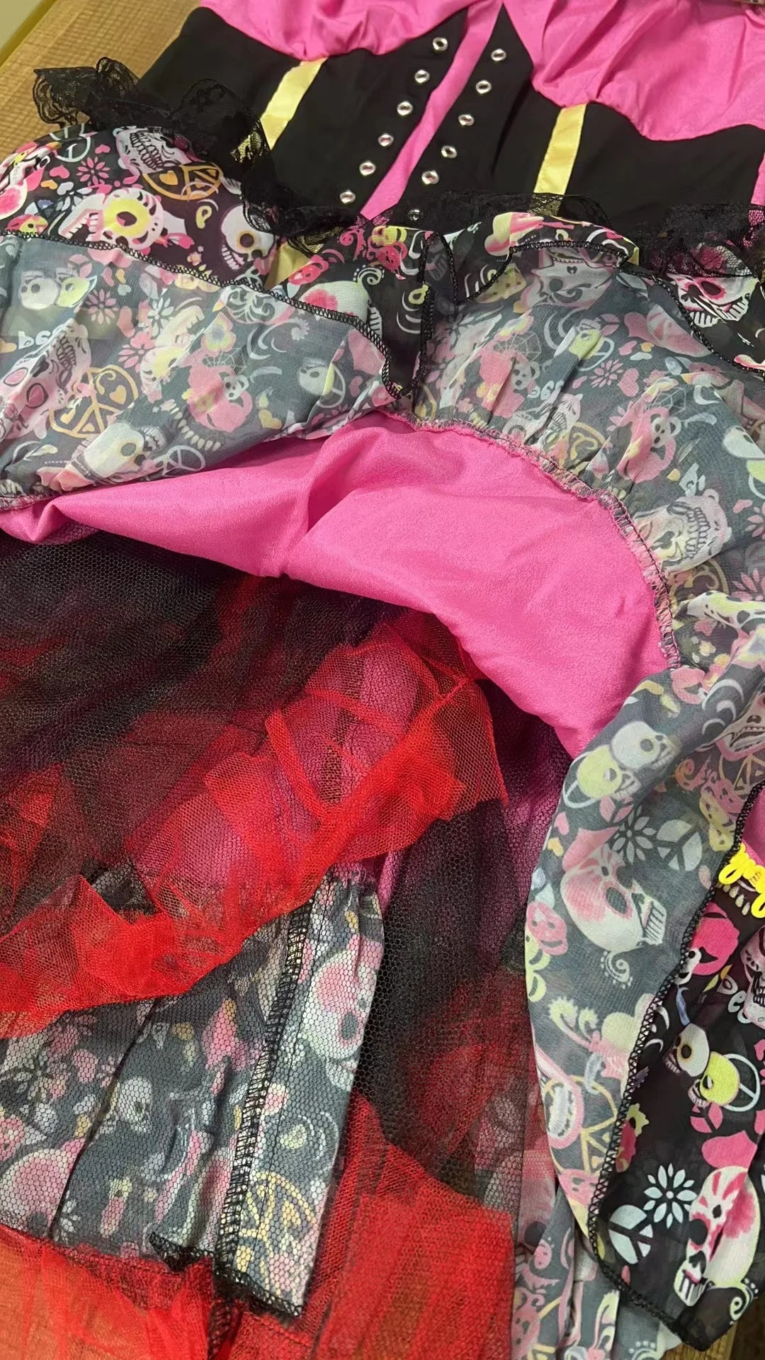 Costume mariée zombie horrifique – Robe Halloween femme – vue 6 | Les Secrets de Léa
