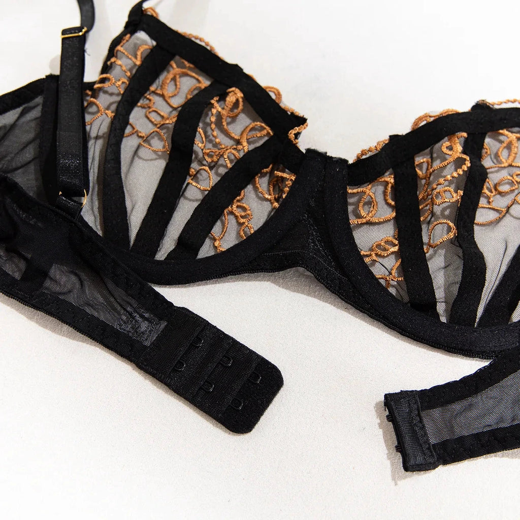 Les Secrets de Léa – Ensemble lingerie 4 pièces dentelle brodée – Katia - LSDLBoutique