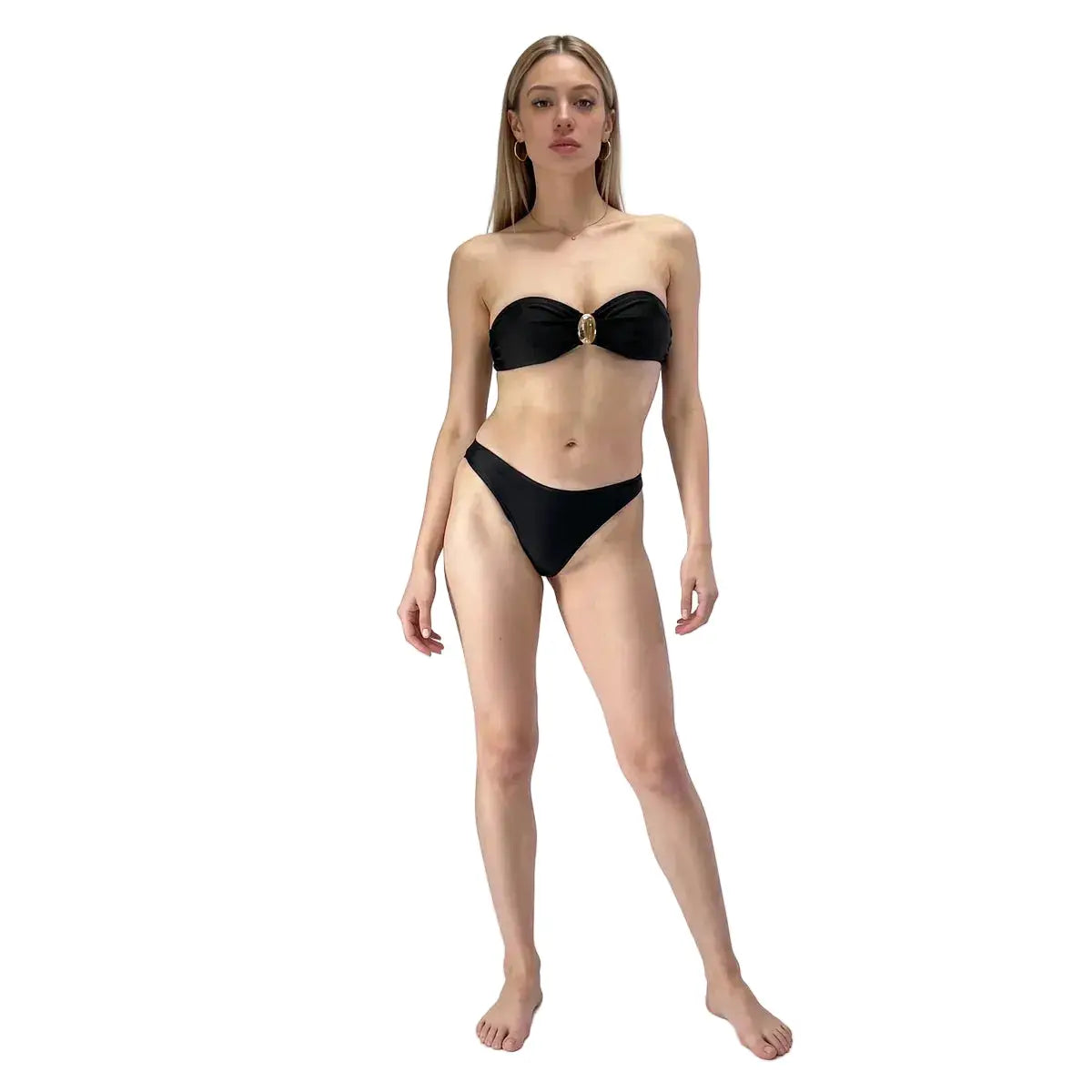 Maillot de bain bandeau noir Indra avec bijou central doré, bikini classique Les Secrets de Léa