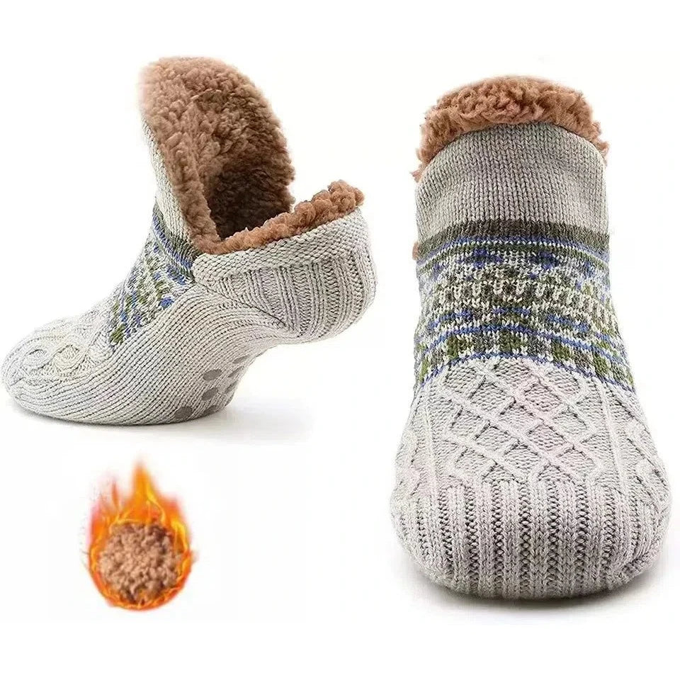 Chaussettes pantoufles antidérapantes doublées peluche – vue 2 | Les Secrets de Léa