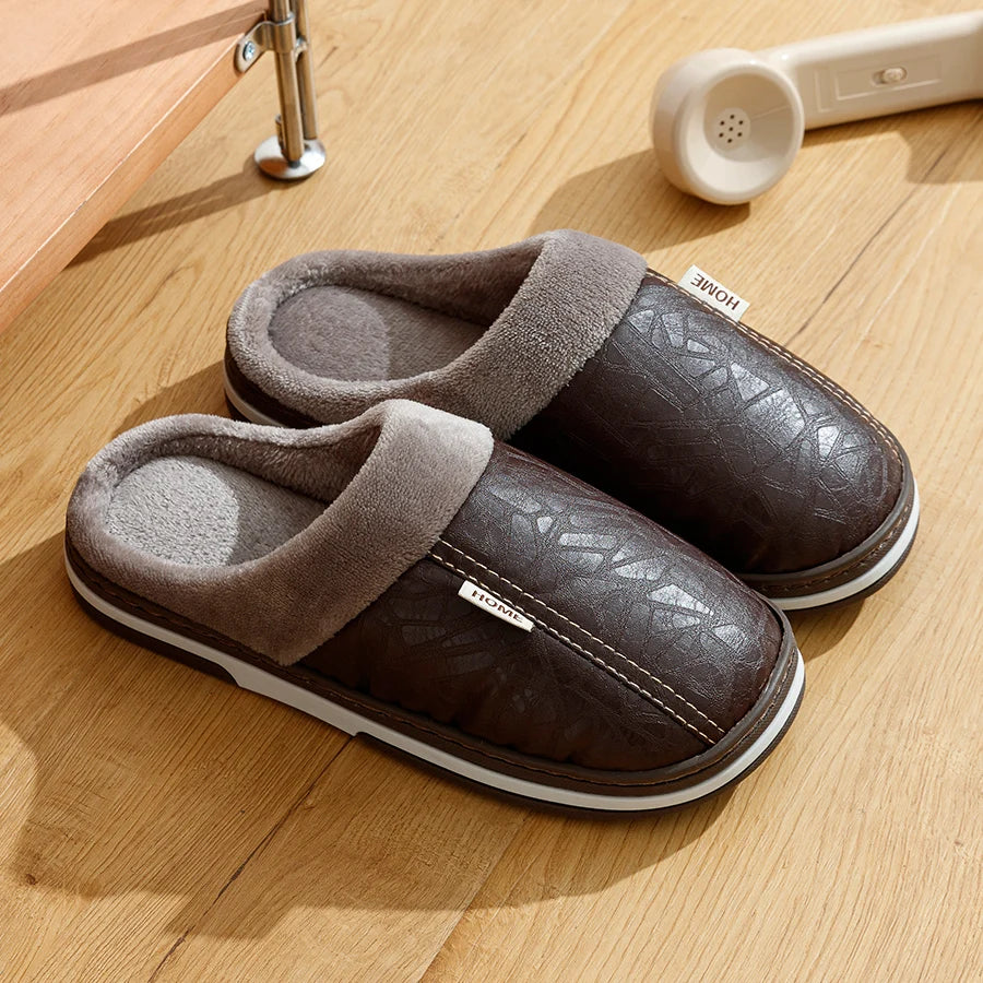 Chaussons homme simili cuir, doublure peluche – 3 coloris – Marron