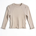Top côtelé beige – manches à volants froncés Jennyfer, présenté à plat sur fond blanc