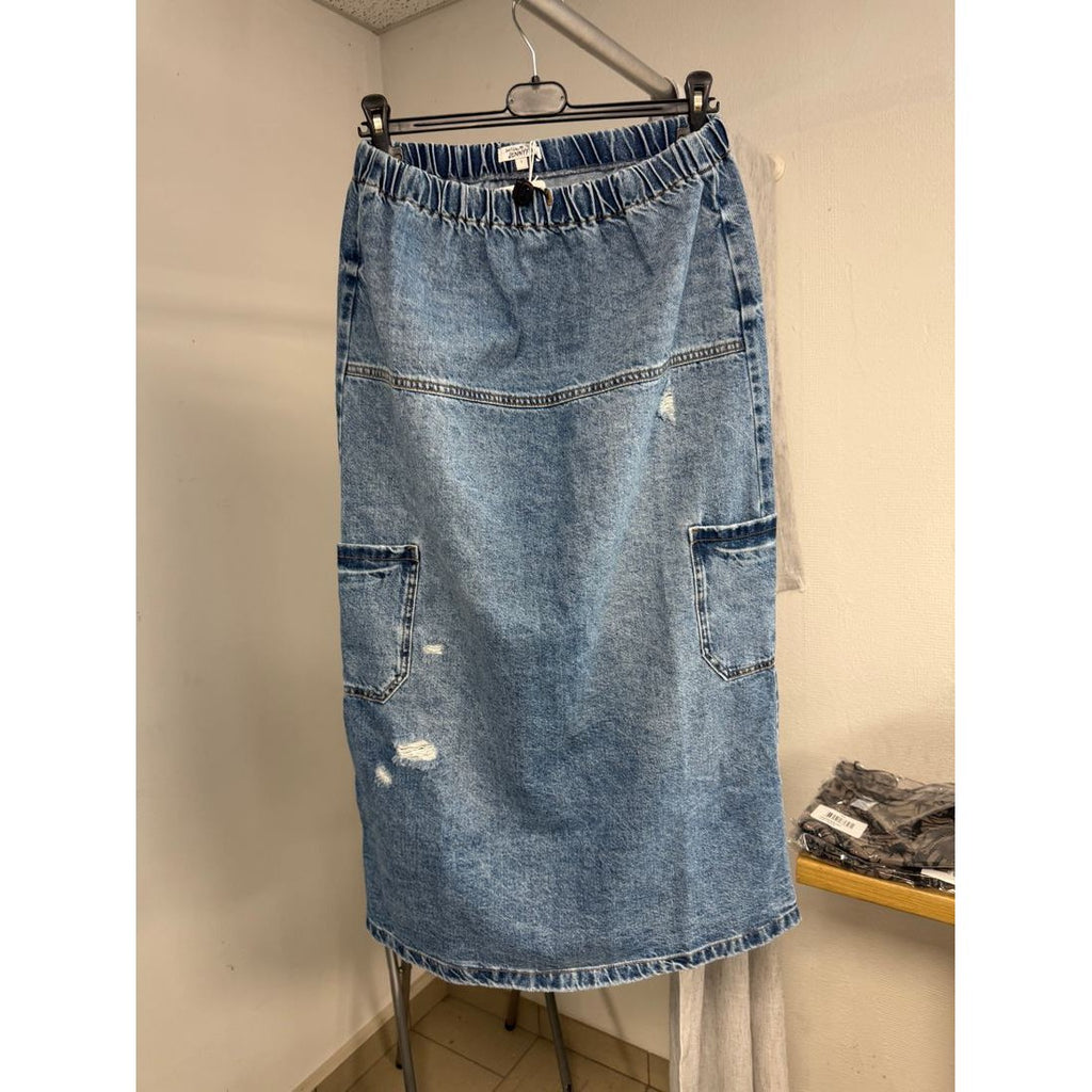 Jupe longue en jean – Poches cargo et fente dos – vue 2