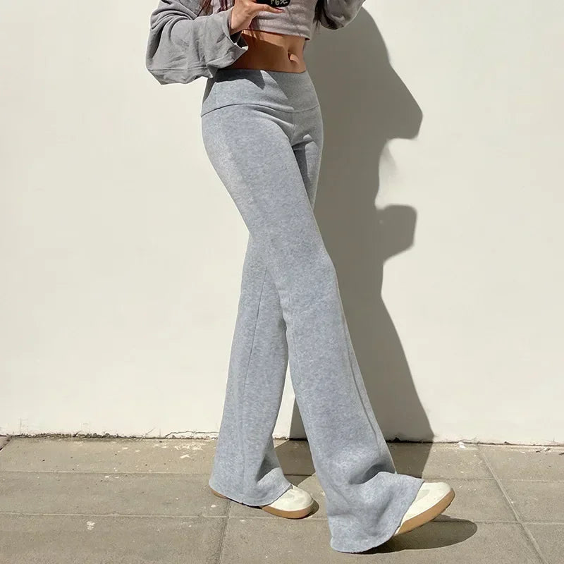 Pantalon évasé taille basse en maille – Gris ou noir – vue 5 | Les Secrets de Léa