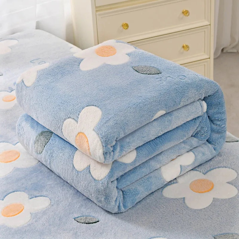 Plaid en flanelle gaufrée fraises et fleurs – 5 tailles – vue 8 | Les Secrets de Léa
