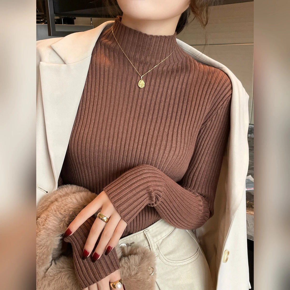 Pull col montant côtelé slim femme – 7 coloris – vue 10 | Les Secrets de Léa