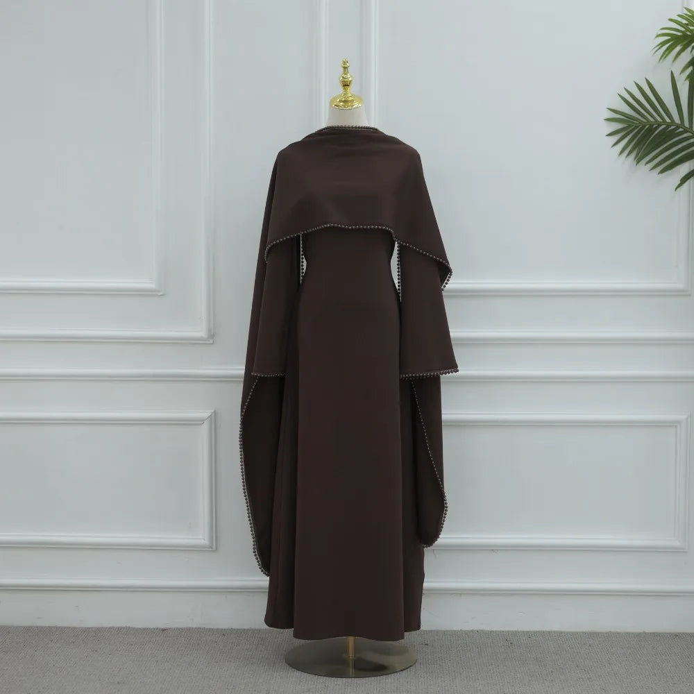 Robe longue et cape perlée – Ensemble deux pièces – vue 10 | Les Secrets de Léa