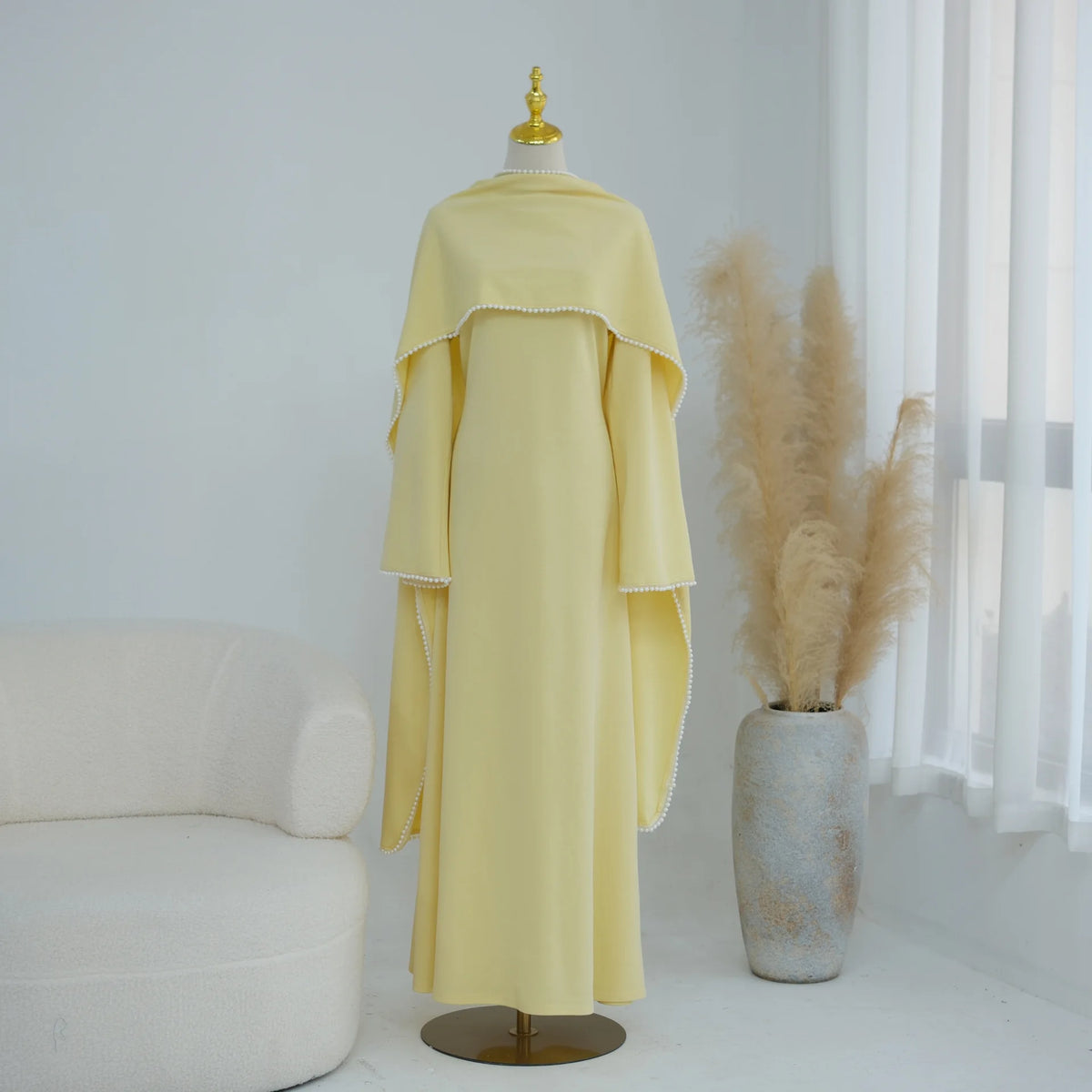 Robe longue et cape perlée – Ensemble deux pièces – vue 8 | Les Secrets de Léa