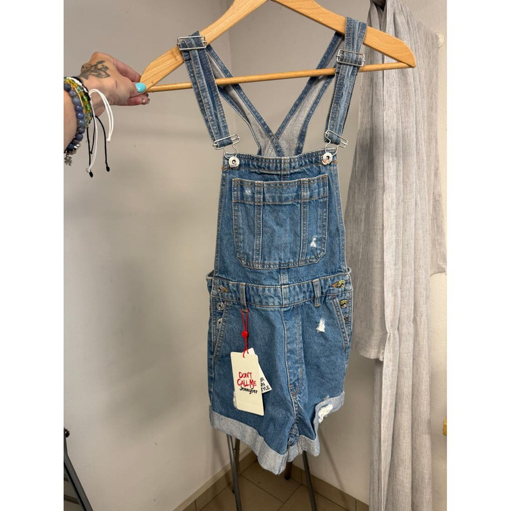 Short salopette en jean délavé – Ceinture et revers – vue 4