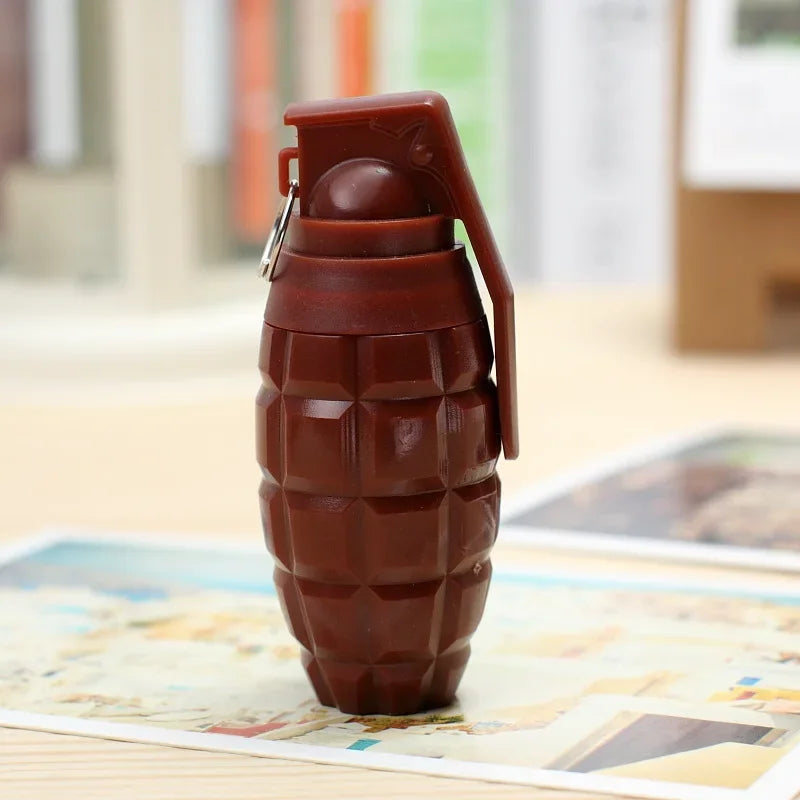 Stylo bille grenade – Quatre coloris, objet de bureau – vue 7 | Les Secrets de Léa