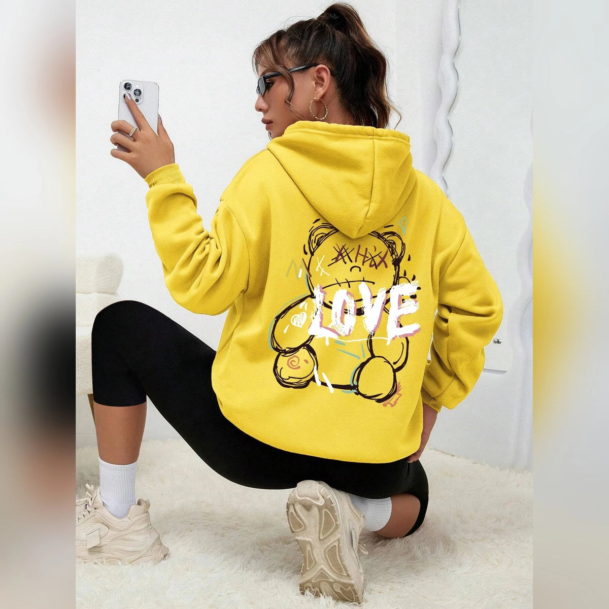 Sweat à capuche ourson LOVE dans le dos – 10 coloris – vue 6 | Les Secrets de Léa