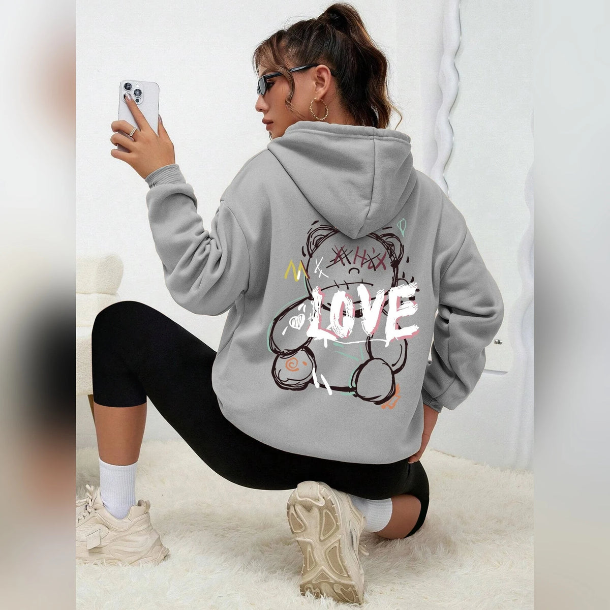 Sweat à capuche ourson LOVE dans le dos – 10 coloris – vue 9 | Les Secrets de Léa