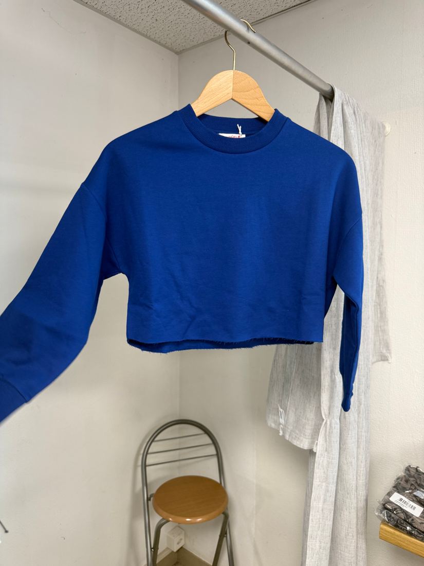 Sweat crop top bleu indigo col côtelé bas brut Jennyfer