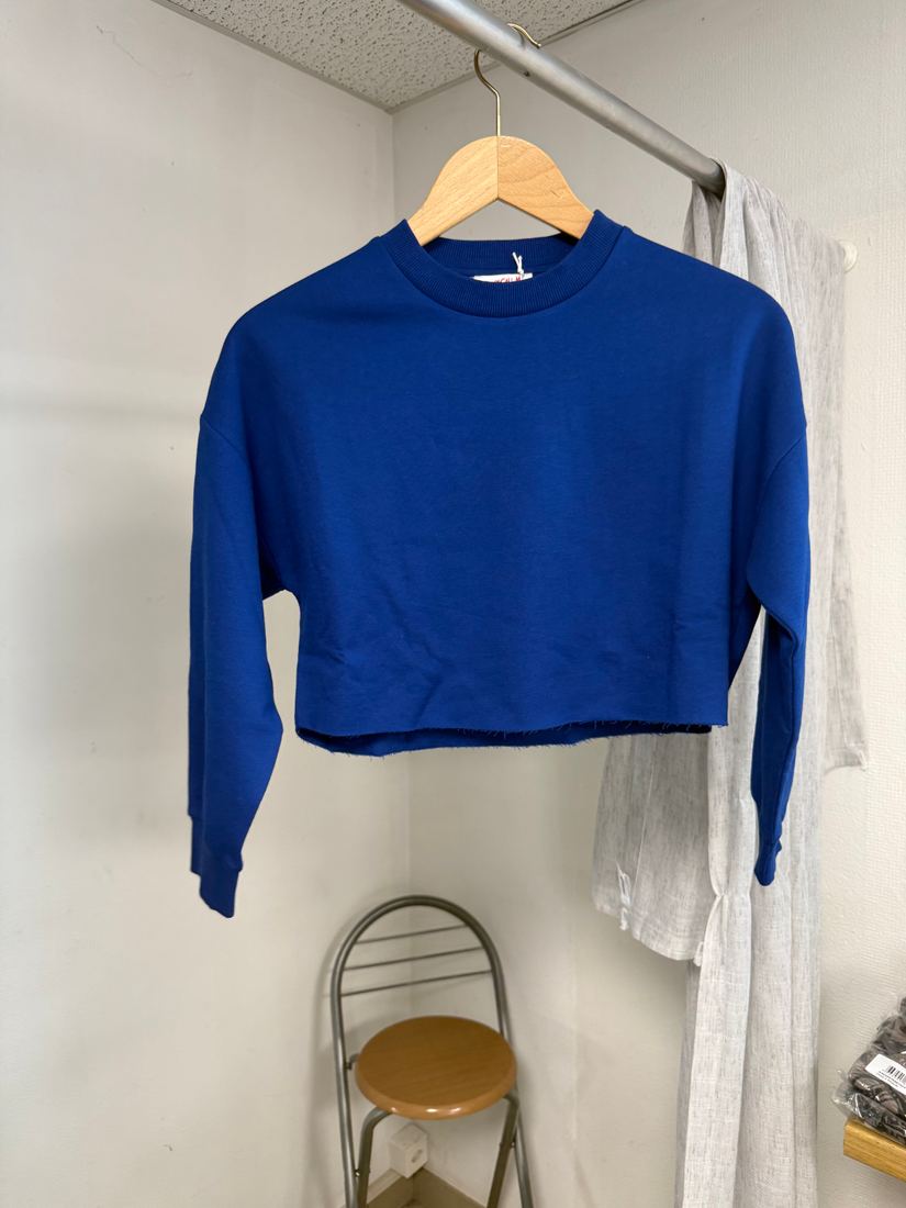 Sweat crop top bleu indigo col côtelé bas brut Jennyfer