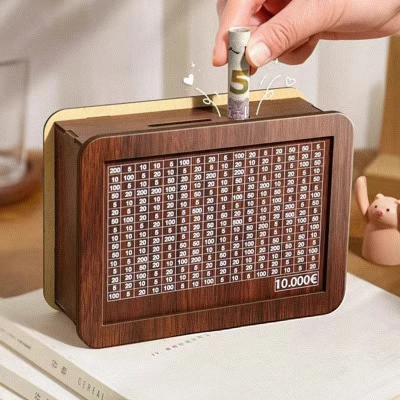 Tirelire en bois à grille de défi – 1 000 à 10 000 € – vue 2 | Les Secrets de Léa