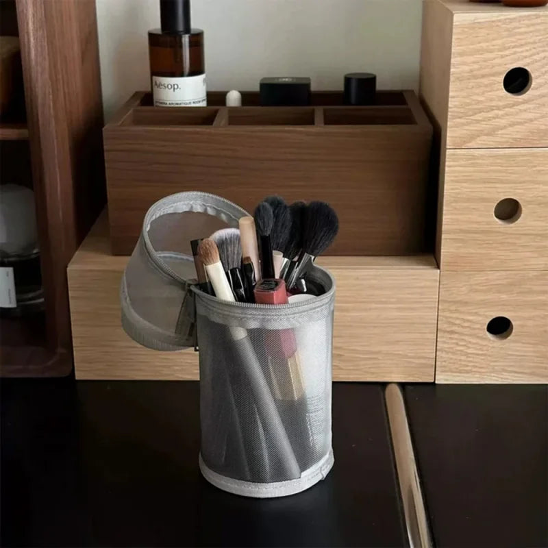 Trousse à pinceaux en filet – 23 × 17,5 cm – vue 5 | Les Secrets de Léa