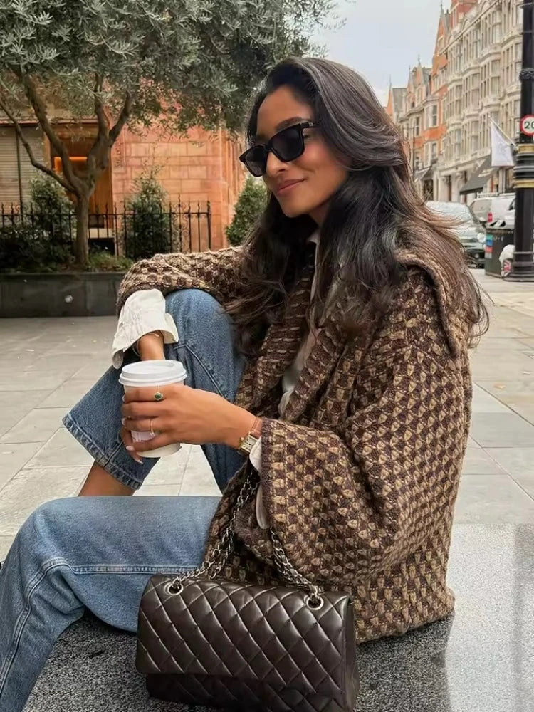 Veste en maille à carreaux col tailleur – Marron, S à L – vue 4 | Les Secrets de Léa